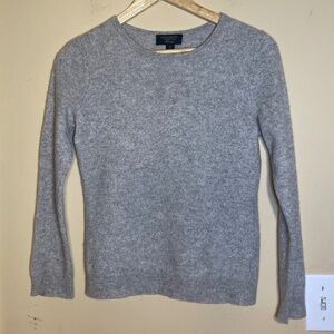 Cashmere Luxury scoop neck sweater grey